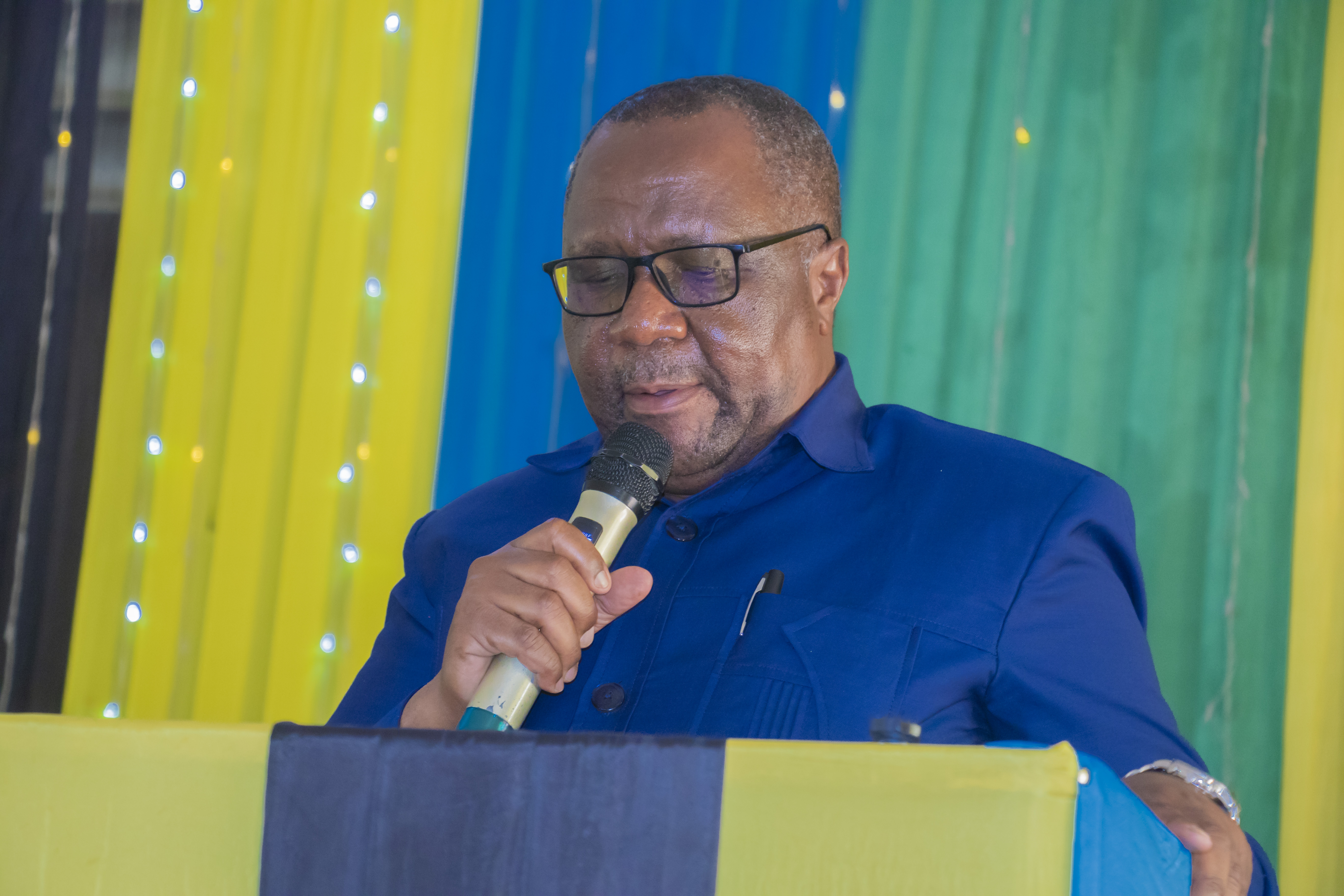 RC MACHA AIPONGEZA HALMASHAURI YA MASWA KWA HATI SAFI,ASISITIZA HOJA ZA CAG KUFANYIWA KAZI